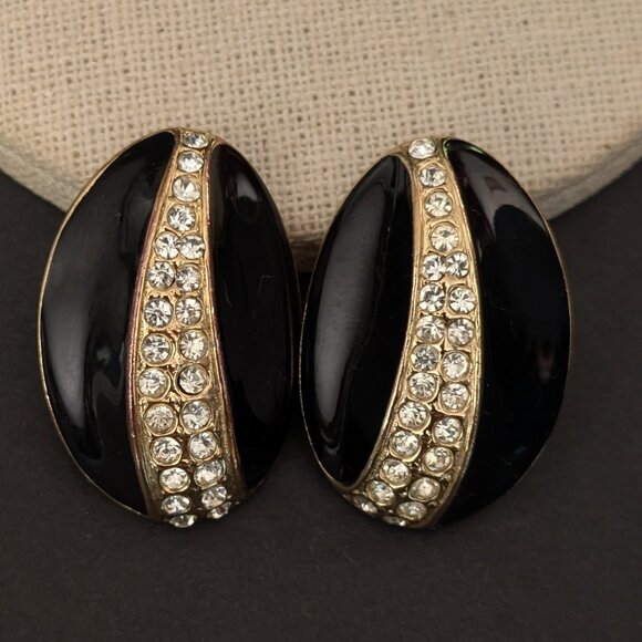 Vintage black enamel clip on earrings with gold and cz accents - Picture 4 of 8